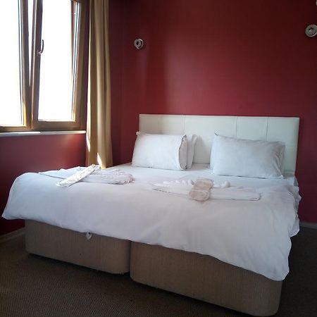 Tuzla Hilal Hotel Истанбул Екстериор снимка