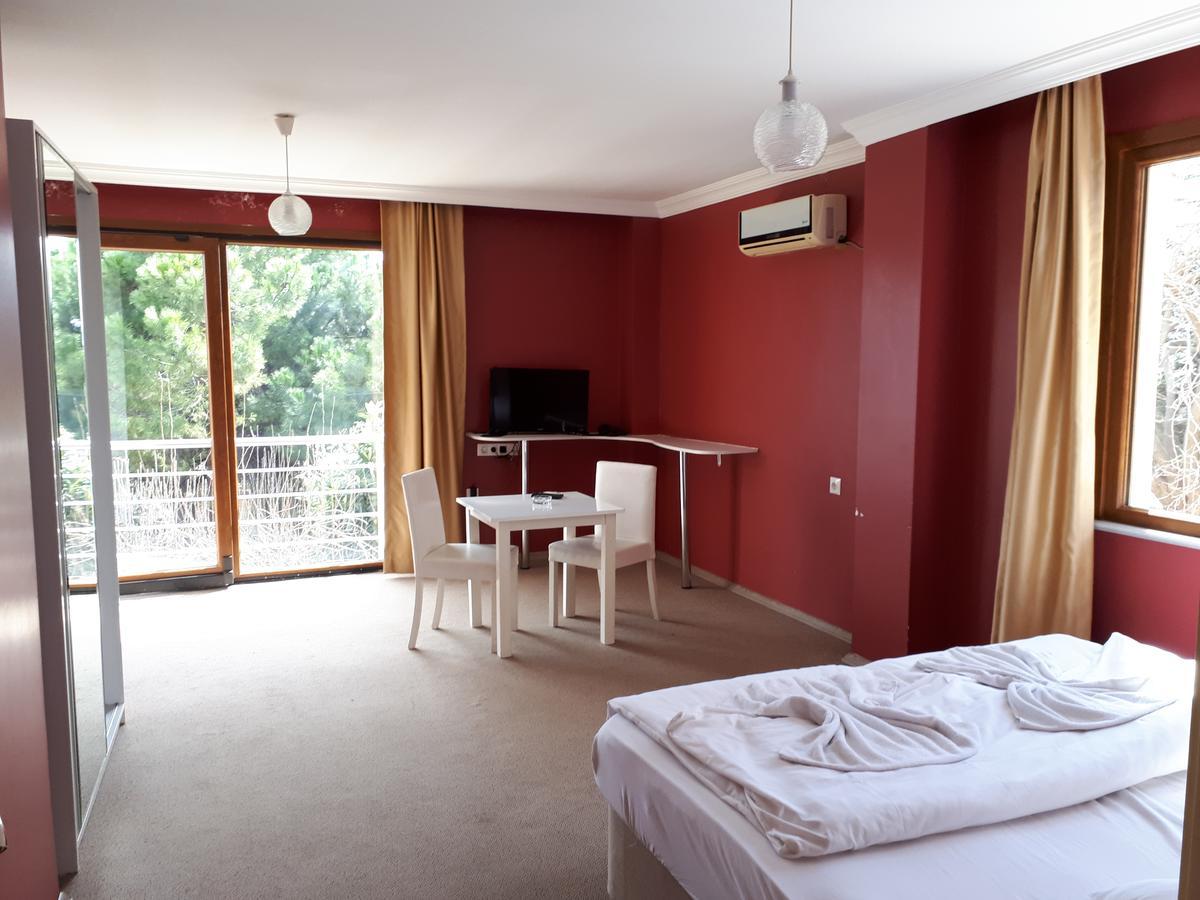 Tuzla Hilal Hotel Истанбул Екстериор снимка